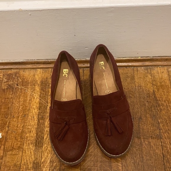 Loafer with heel- never worn - Picture 2 of 2